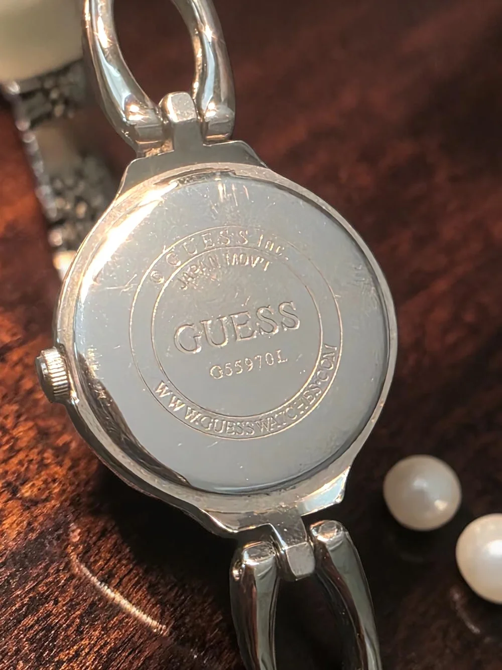 GUESS Vintage Silver Tone Dainty Chain Link Watch